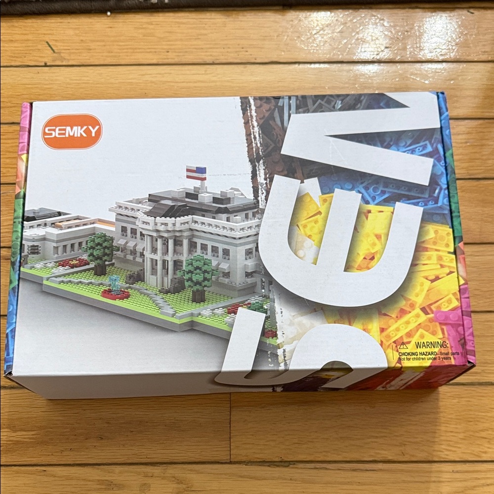 SEMKY Building Block Set Brand New